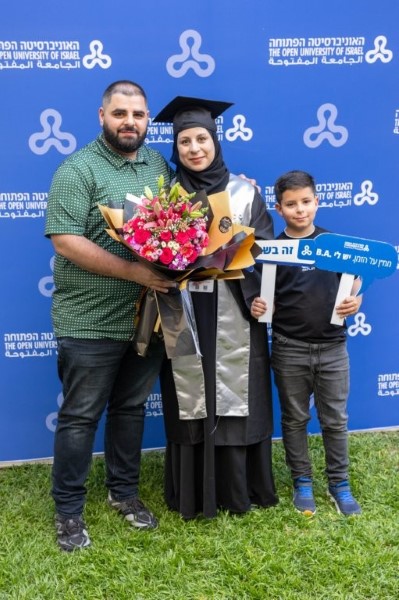 12 מתוך 458